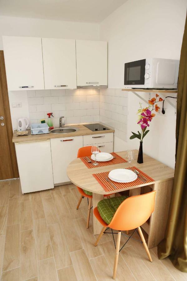 Sunny Day Apartments Tribalj Exterior foto