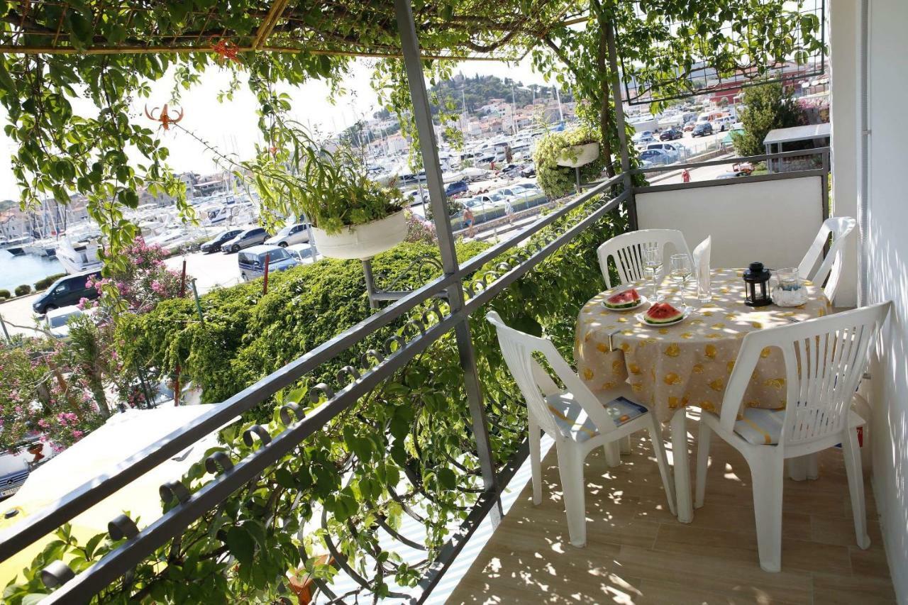 Sunny Day Apartments Tribalj Exterior foto
